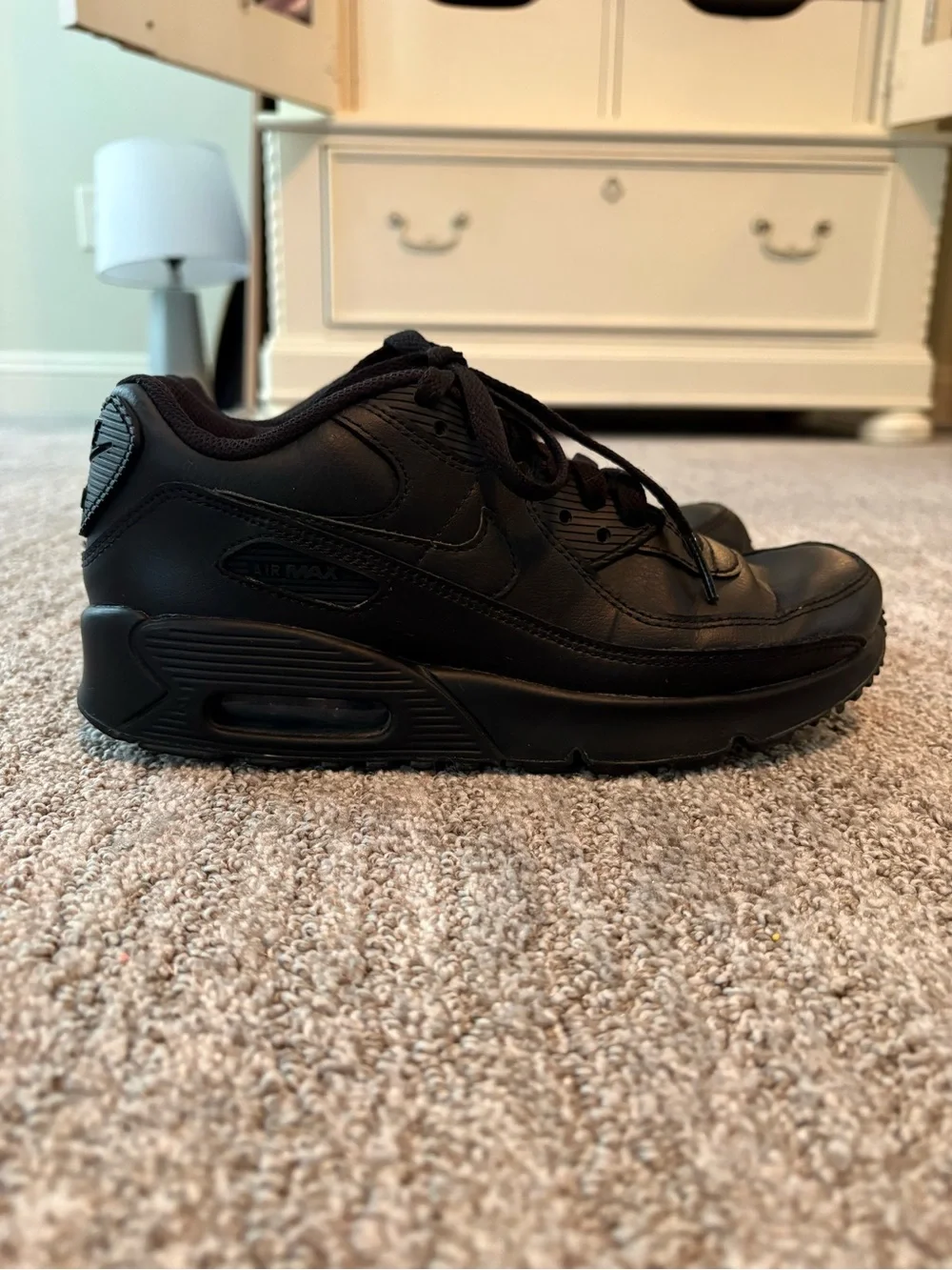 Nike Women's Black Low-Top Air Max Athletic Sneakers